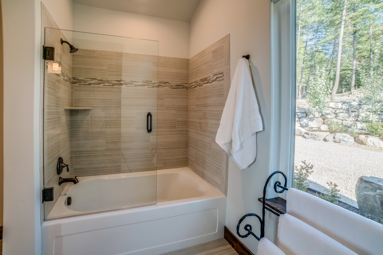 Shower & Tub Repair in Olathe